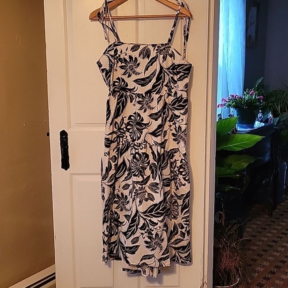 NWT Black and cream floral tiered sundress- Size XL